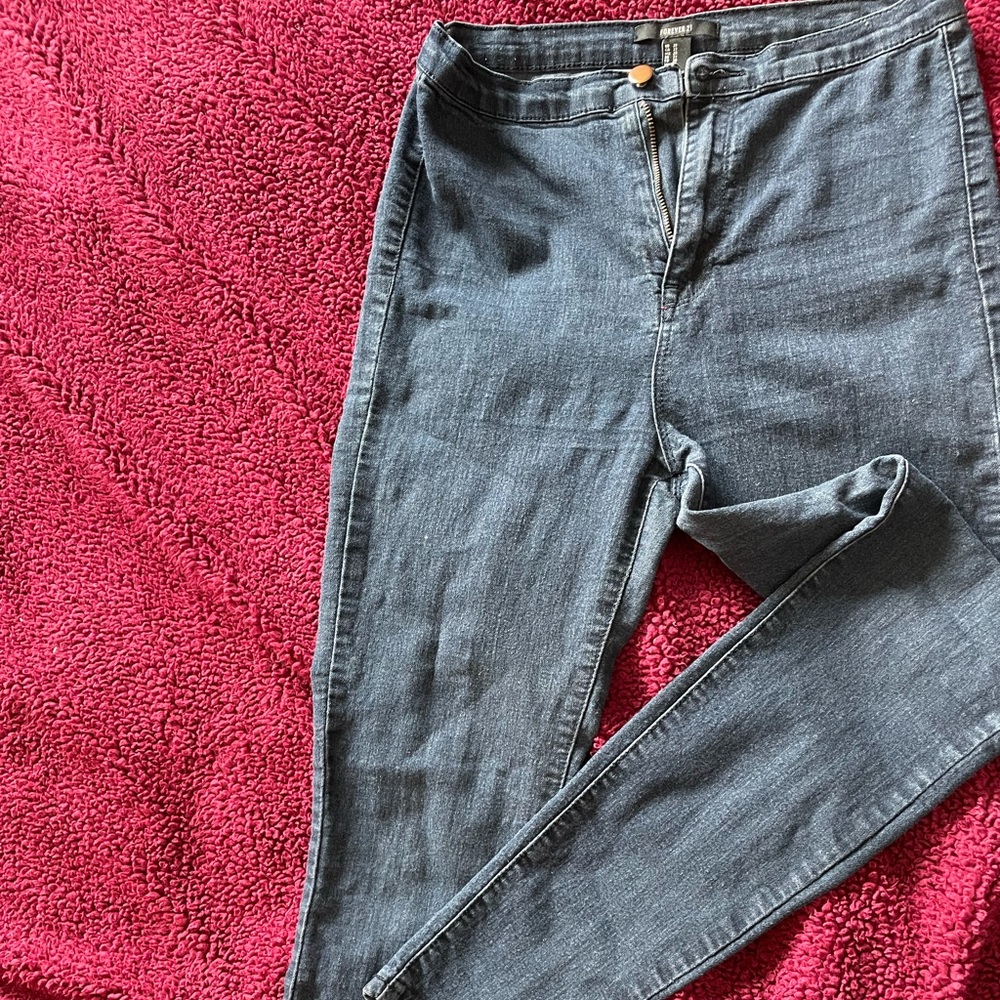 FOREVER21 high rise jeans size 27 dark blue